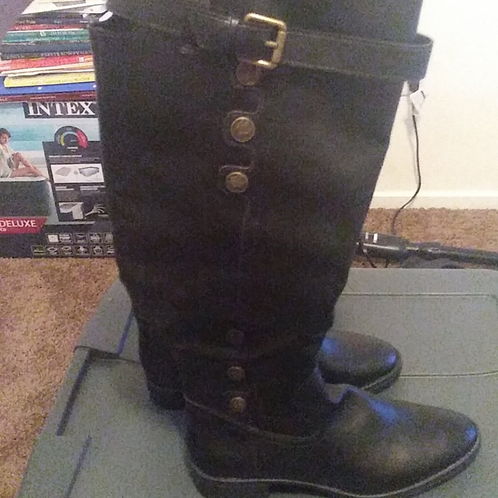 Libby Edelman.Black Leather Boots